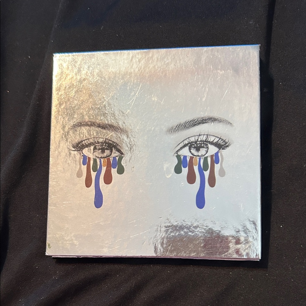 Kylie Cosmetics Eyeshadow Palette - Multicolor